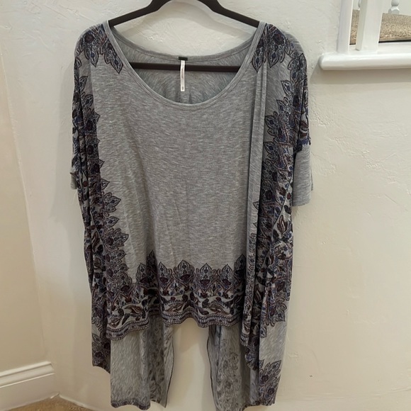 Free People Pick Me Up Hear Her Boho Oversized Top Size XS - Picture 3 of 10